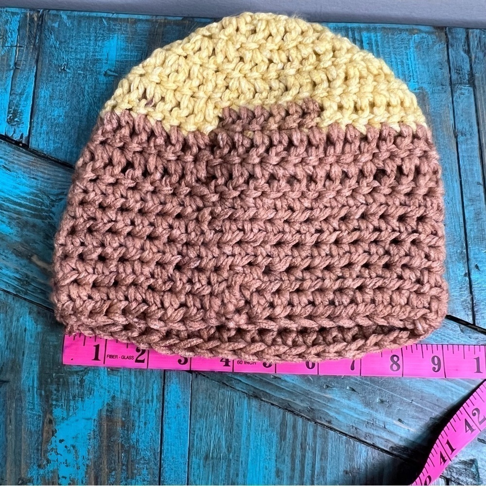 Knit Handmade Toque - Picture 5 of 5
